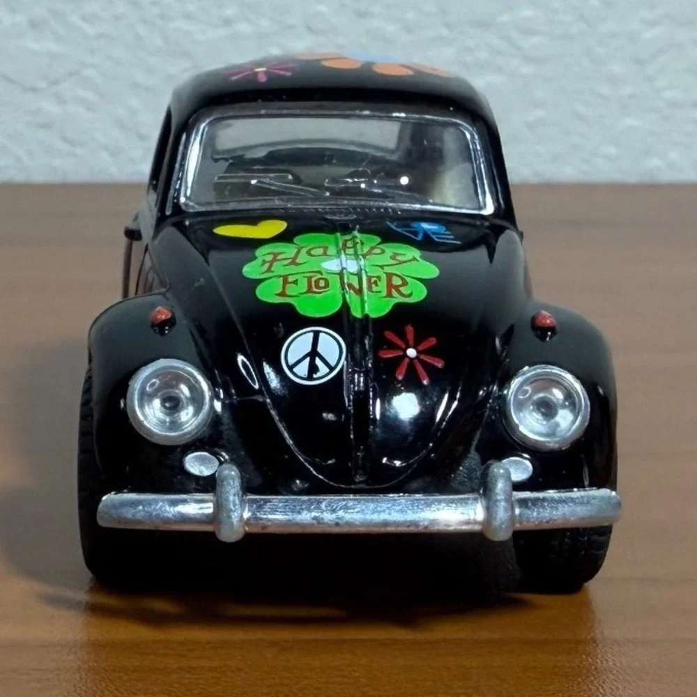 Kinsmart 1967 Volkswagen Beetle 1/32 Diecast Pull Back Black Hippie Car Bug